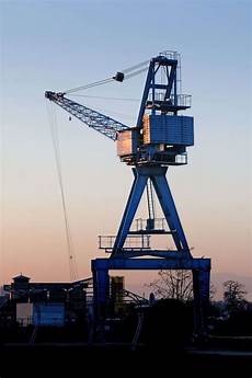 Crane
