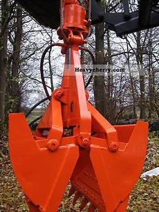Komatsu Clamp
