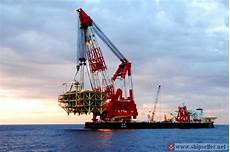 Revolving Cranes