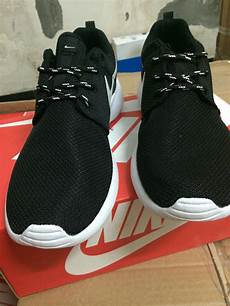 Sports Shoes