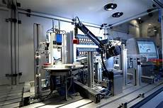 Strapping Machine