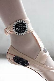 Track Shoe